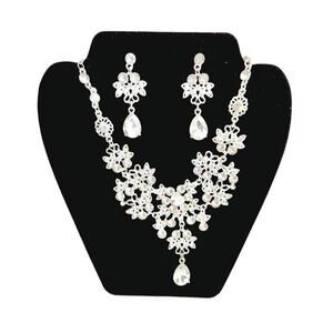 Women's Fashion Crystal Jewelry Set Special Occasion Necklace Earrings